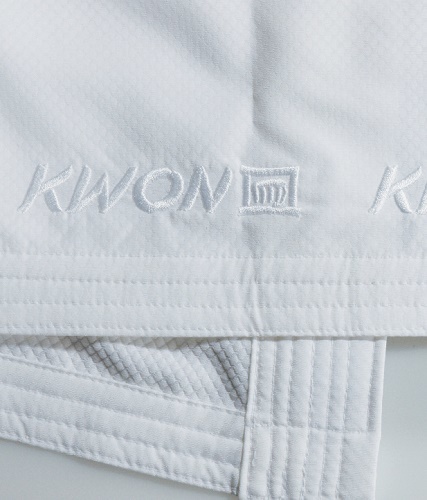 KWON KOUSOKU Super Slim-fit Kumite Karate gi - 4,5 oz. - WKF