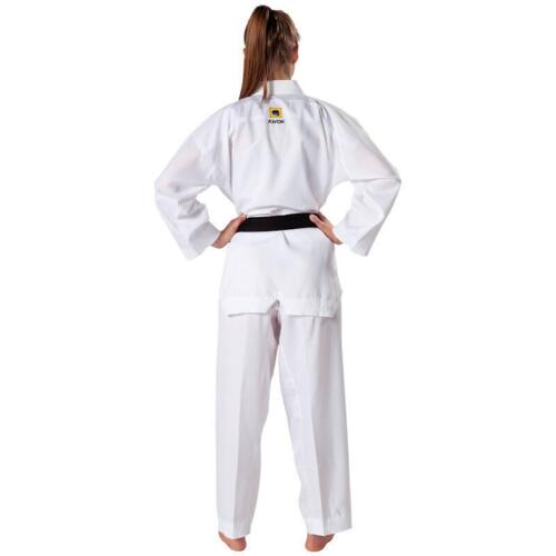 KWON SUPRALITE Kumite Karate gi - 3 oz.
