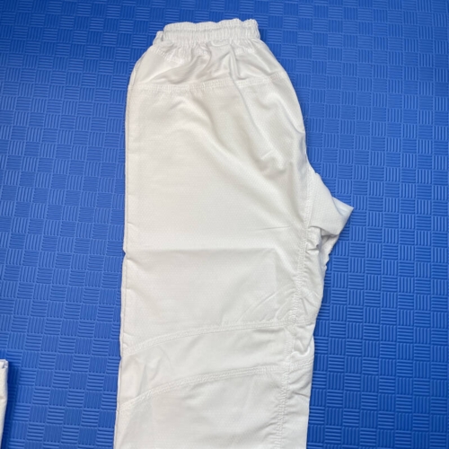 KIHON ATTACK Kumite Karate  gi - 5 oz. - WKF-Approved (Ikke gennemsigtig)