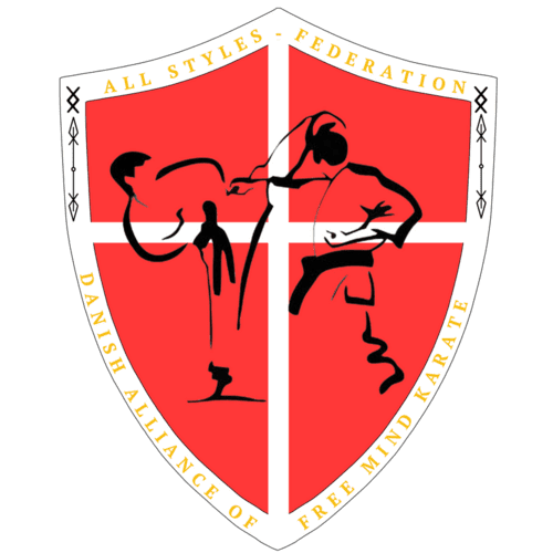 DKA logo broderet på gi