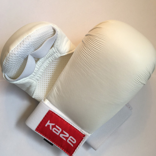 KAZE Vit stridshandske för Shobu ippon